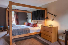 Wild Oats Lodge 9, Yellowtop Country Park